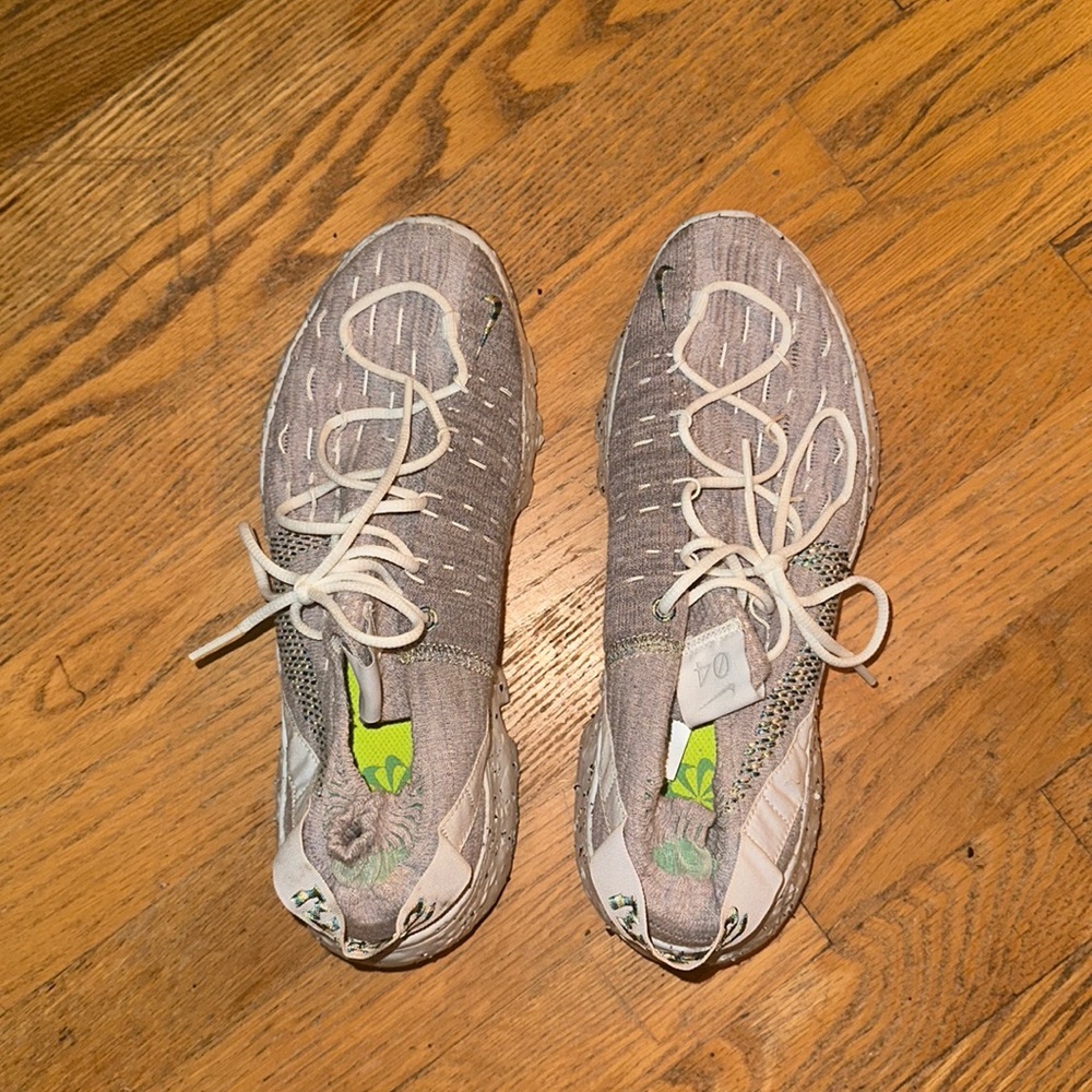 Nike Tennis Shoes